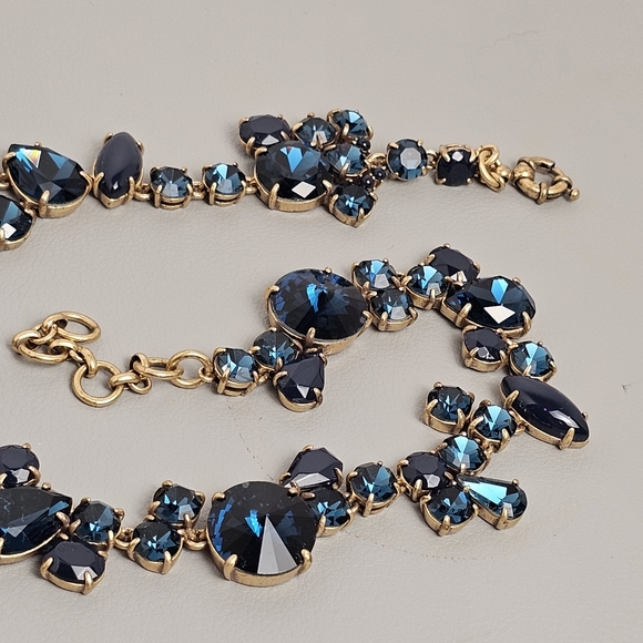 [J. CREW] Blue Crystal Foliage Collar Statement Necklace - Picture 9 of 16